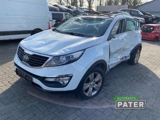 Vrakbiler auto Kia Sportage Sportage (SL), Terreinwagen, 2010 / 2016 2.0 CVVT 16V 4x2 2013/8
