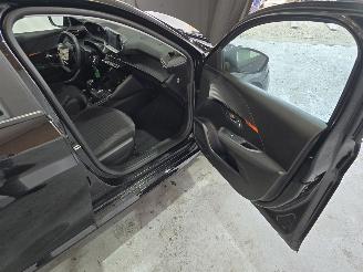 Peugeot 208 1.2 PT DUITS picture 13