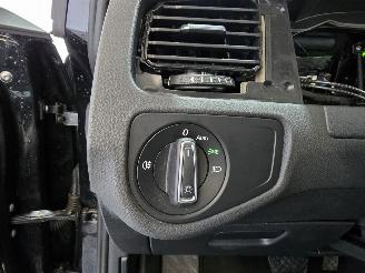 Volkswagen Golf E-Golf picture 22