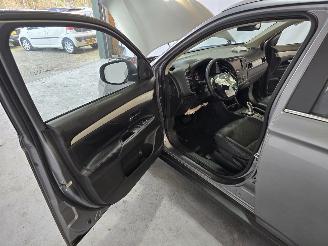 Mitsubishi Outlander 2.0 Phev Business picture 22