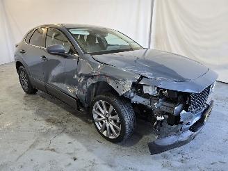 Voiture accidenté Mazda CX-30 2.0 Comfort 2019/8