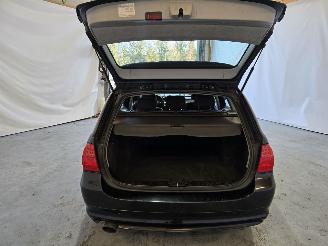 BMW 3-serie 320i picture 13