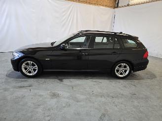 BMW 3-serie 320i picture 4