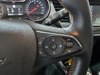 Opel Crossland X 1.2 Online Edition Black Roof picture 31