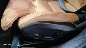 Volvo V-60 2.0 B3 Plus Dark picture 20