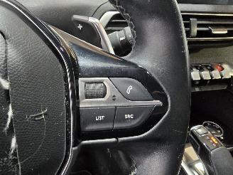 Peugeot 5008 1.2 PureTech Crossway Avantage picture 35