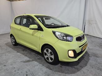 Vaurioauto  passenger cars Kia Picanto 1.2 CVVT Comfort Pack 2013/2