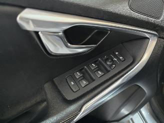 Volvo V-40 2.0 D2 R-Design Business picture 28