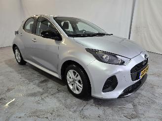 skadebil auto Mazda 2 1.5 Centre-line 2024/7