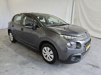 damaged passenger cars Citroën C3 1.2 PureTech Feel 105g 2017/10