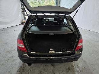 Mercedes C-klasse Estate 180 CDI Ambition Elegance picture 22