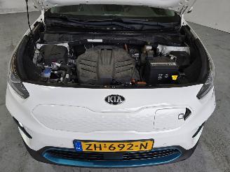 Kia e-Niro ExecutiveLine 64 kWh picture 11