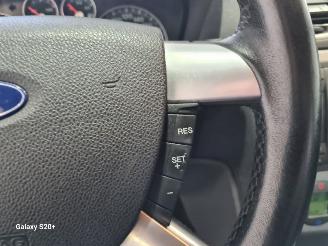 Ford Focus 1.6-16V First Edition picture 23