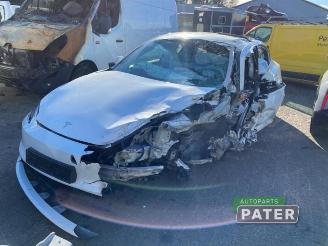 Coche siniestrado Tesla Model 3 Model 3, Sedan, 2017 RWD 60 kWh 2024/10