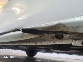 Peugeot 208 1.2 PureT. Signature picture 10