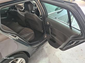 Opel Insignia 1.4 T EcoF. Edition SPORTS TOURER SW picture 11