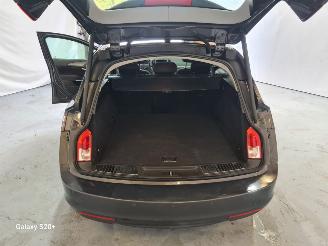 Opel Insignia 1.4 T EcoF. Edition SPORTS TOURER SW picture 9