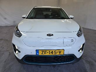 Kia e-Niro ExecutiveLine 64 kWh picture 2