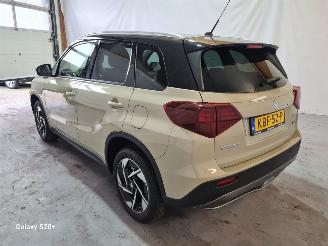 Suzuki Vitara 1.4 hynrid picture 2