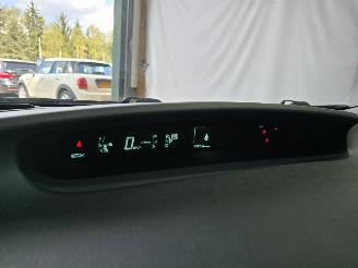 Toyota Prius 1.8 Executive picture 34