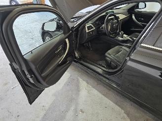 BMW 3-serie Touring 320i High Executive picture 16