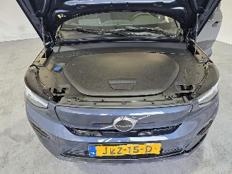 Volvo EX40 Single Motor Extended Range Plus 82 kWh picture 16