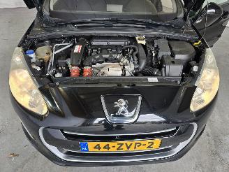 Peugeot 308 SW 1.6 THP Allure 7p picture 14