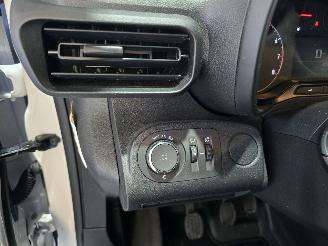 Opel Combo 1.2 PT 110 SenS L1 picture 28