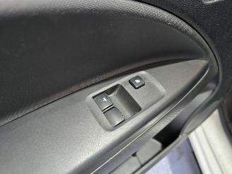 Mitsubishi Space-star 1.0 Cool + picture 24