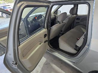 Dacia Logan 1.6 Ambiance picture 16