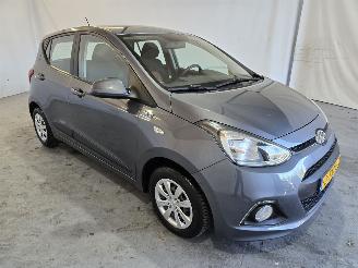 Schadeauto Hyundai I-10 1.0i i-Motion Comf.+ 2015/2