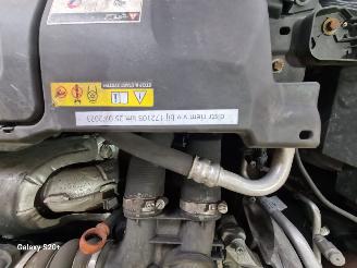Peugeot 308 1.6 BlueHDI Blue Lease Executive Pack picture 17
