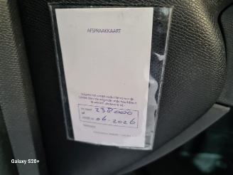 Peugeot 308 1.6 BlueHDI Blue Lease Executive Pack picture 22