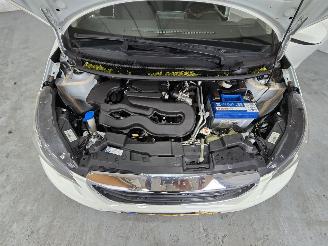 Peugeot 108 1.0 e-VTi Active picture 13