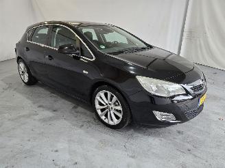 Unfallwagen Opel Astra 1.6 Cosmo 2010/4