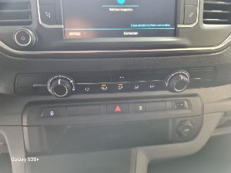 Peugeot Expert 2.0 HDI DC Blue Premium picture 38