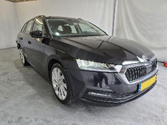skadebil auto Skoda Octavia 1.4 TSI iV PHEV Bussines Edition 2022/1