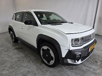 Avarii autoturisme Renault 4 comfort range evolution 52 kWh 2025/11
