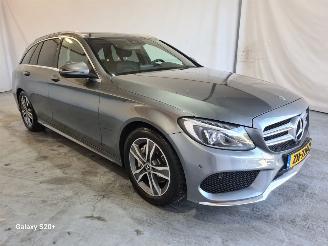 krockskadad bil auto Mercedes C-klasse 220 CDI Sport Edition 2018/4
