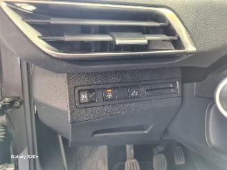 Peugeot 5008 1.2 PT BL. Allure picture 30