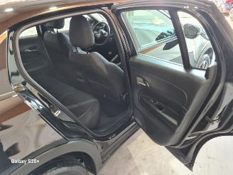 Fiat 600 1.2 Hybrid Urban picture 16