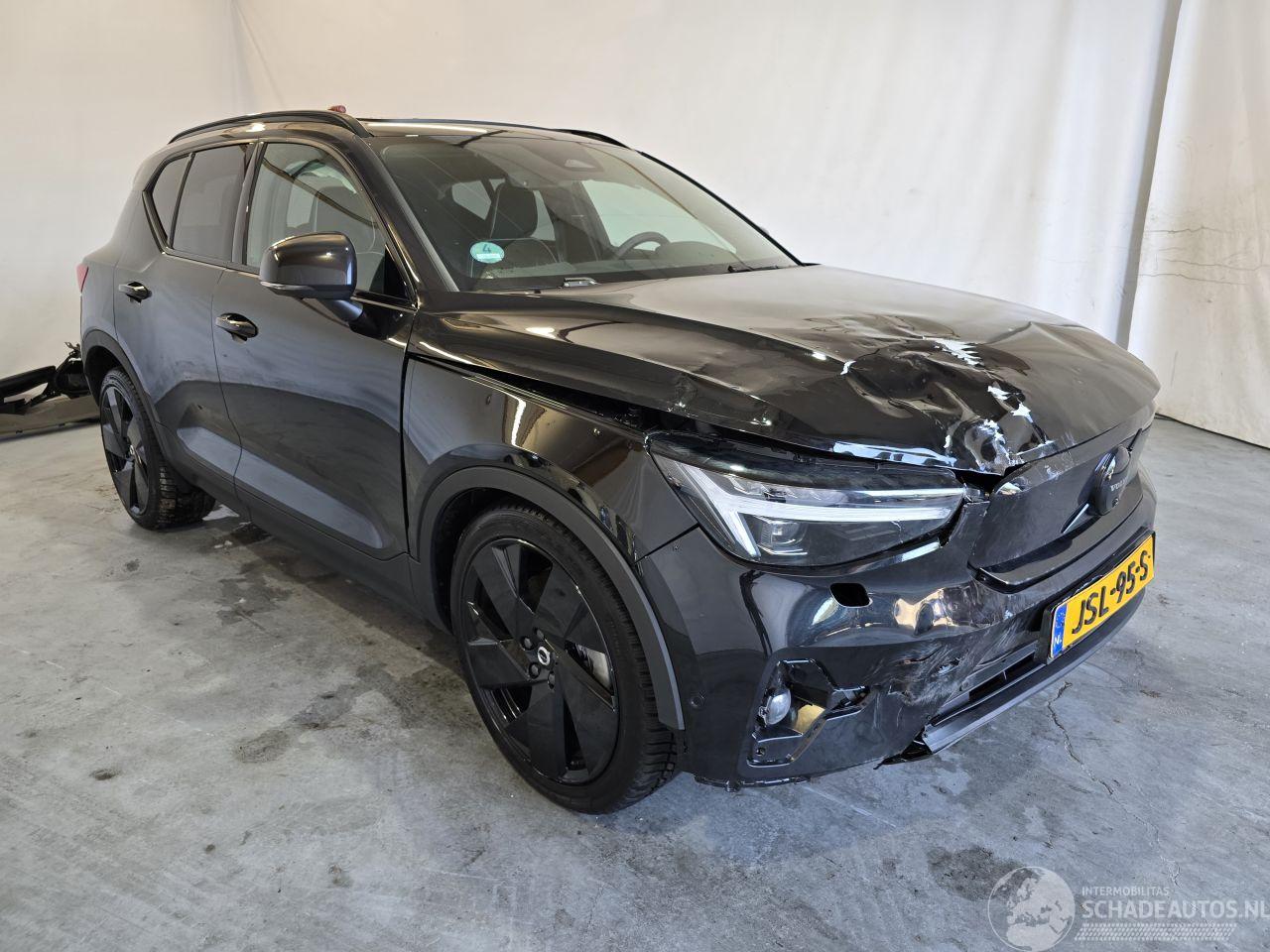 Volvo EX40 Twin Motor Ultra Black Edition 82 kWh