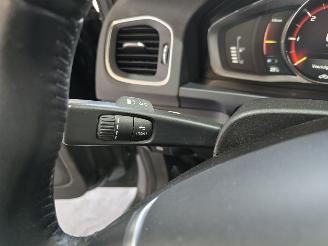 Volvo V-60 2.4 D5 Twin Engine R-Design picture 28