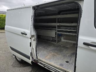 Ford Transit 310 2.2 TDCI L2H1 Ambiente picture 17