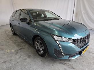 damaged passenger cars Peugeot 308 1.2 PureTech Active Pack Business 2022/6