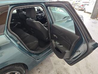 Peugeot 308 1.2 PureTech Active Pack Business picture 17