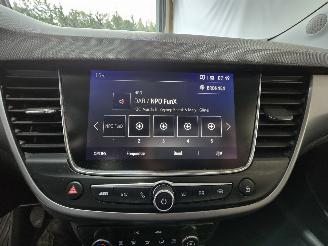 Opel Crossland X picture 34