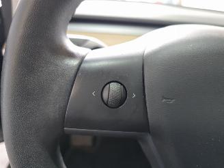 Tesla Model 3 Long Range AWD 75kWh picture 26