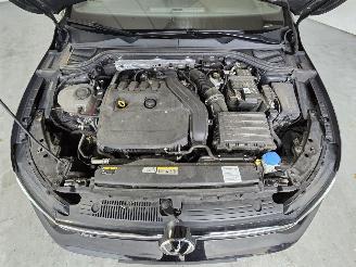 Volkswagen Golf 1.5 eTSI R-Line Bns picture 14
