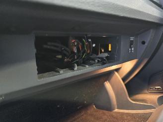 Skoda Superb 2.0 TDI Style Bns picture 34